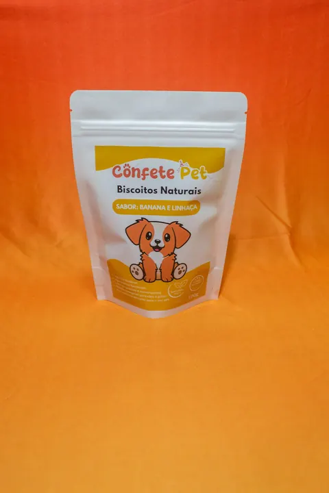 Pacote de biscoito natural Confete Pet sabor banana e linhaça