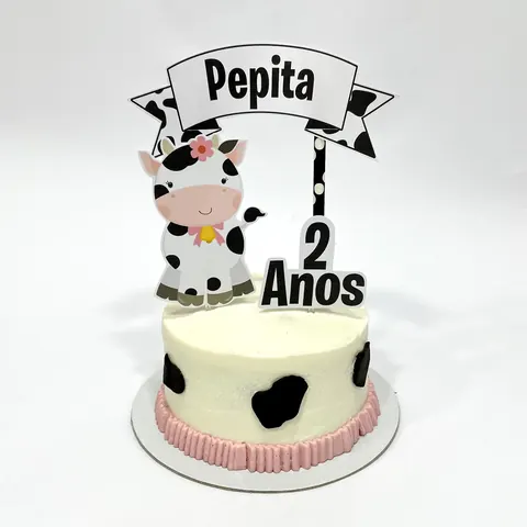 Bolo pet tema vaquinha da Pepita de 2 anos